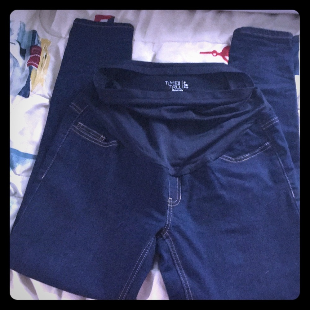 Maternity jeans NWOT